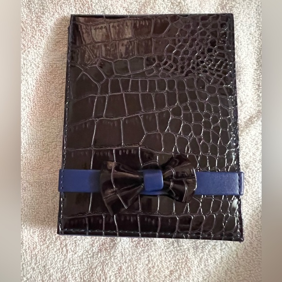 🎁 5 for $15🎁 Sengence Makeup Bag Case with zippered departments and Mirror - Picture 5 of 9